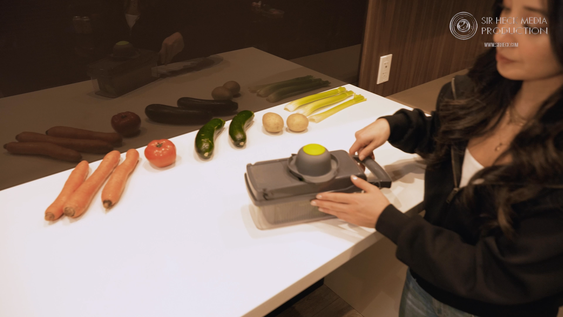 HouzToolz Vegetable Cutter